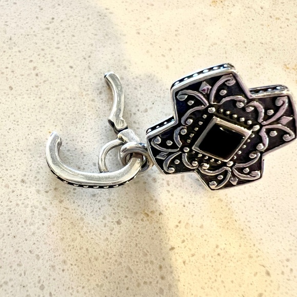 19-1/2" STERLING WOVEN ROPE NECKLACE WITH REMOVABLE TWO SIDED PENDANT - Picture 14 of 16